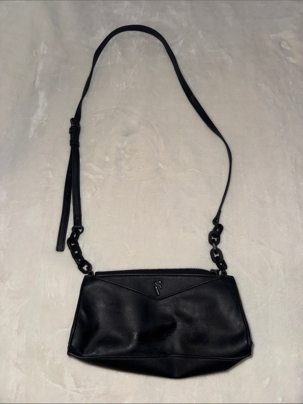 Black Vera Wang Women's Crossbody Bag -